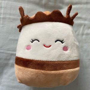Carmelita the Squishmallow (S’more)
